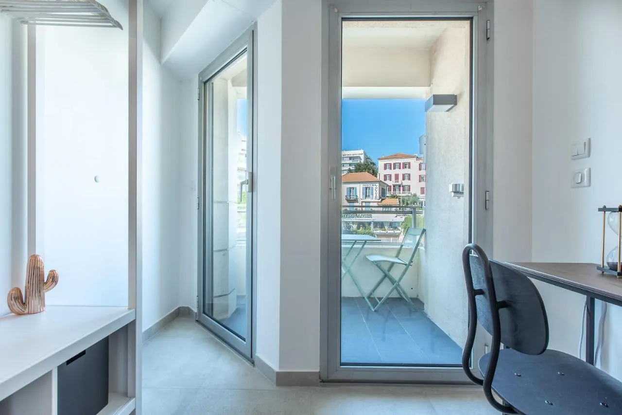 Lb Vacation Rentals I Cannes Center, Renovated Apartment With Balcony, Ideal For Holidays Or Congress! Frankrike