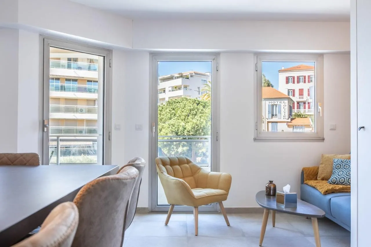 Lb Vacation Rentals I Cannes Center, Renovated Apartment With Balcony, Ideal For Holidays Or Congress!