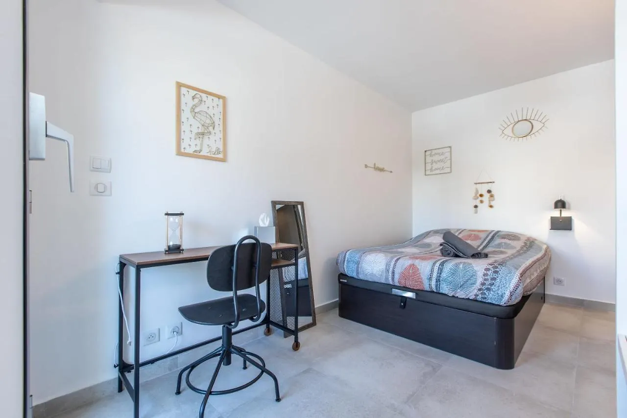 Lb Vacation Rentals I Cannes Center, Renovated Apartment With Balcony, Ideal For Holidays Or Congress!