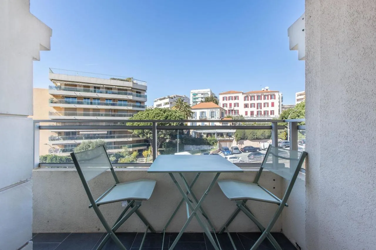 Lb Vacation Rentals I Cannes Center, Renovated Apartment With Balcony, Ideal For Holidays Or Congress! 0*,